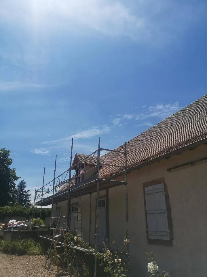 toiture près de Garnat-sur-Engièvre